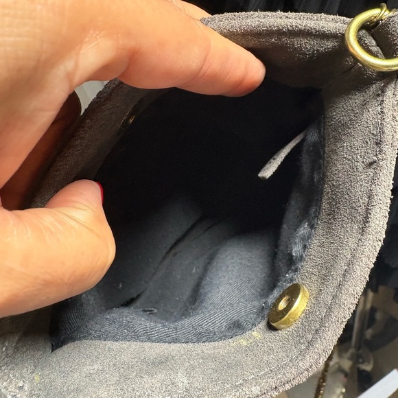 Chic Gray Suede Leather Gold Chain Crossbody Bag with Fringe on Both Sides. - Picture 13 of 15